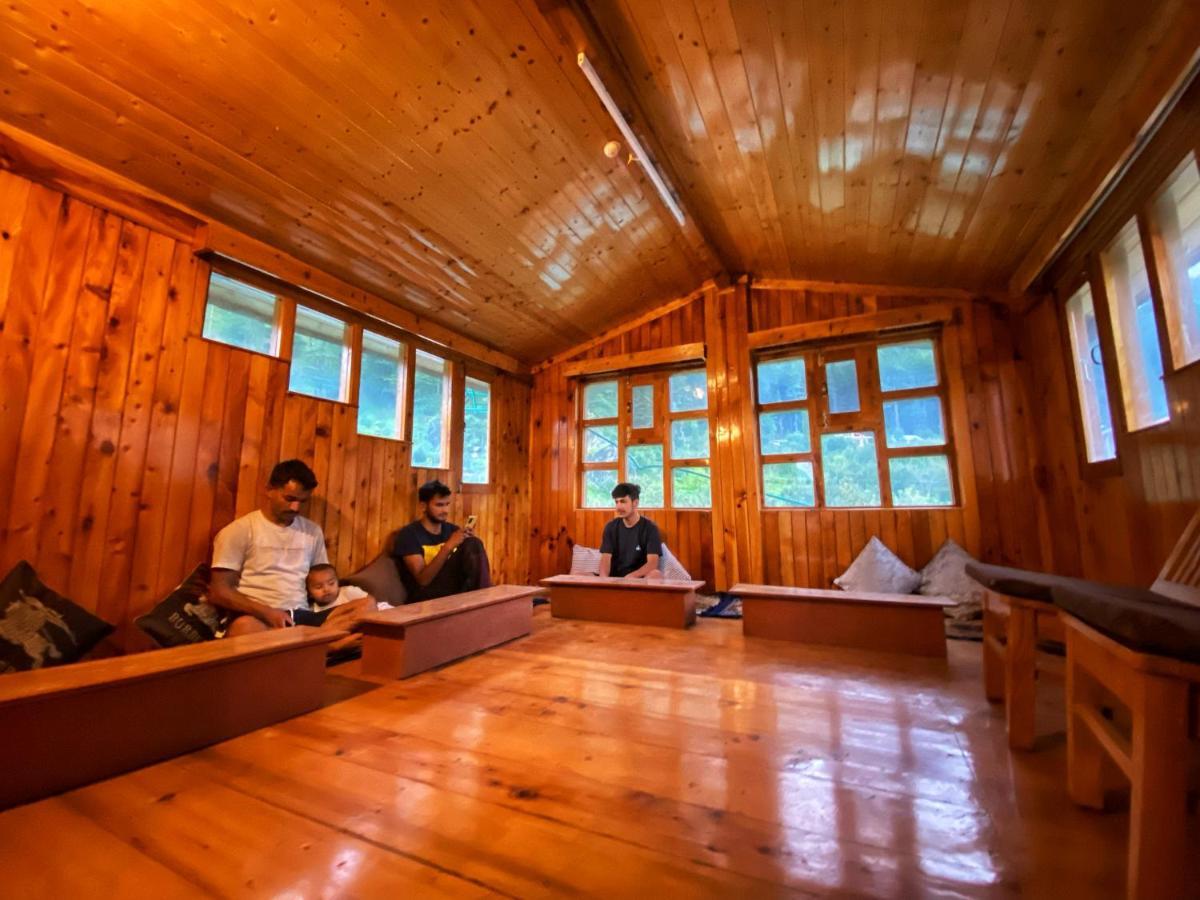 Pine Tower Inn มะนาลี ภายนอก รูปภาพ