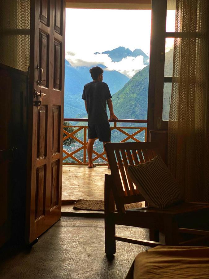 Pine Tower Inn มะนาลี ภายนอก รูปภาพ